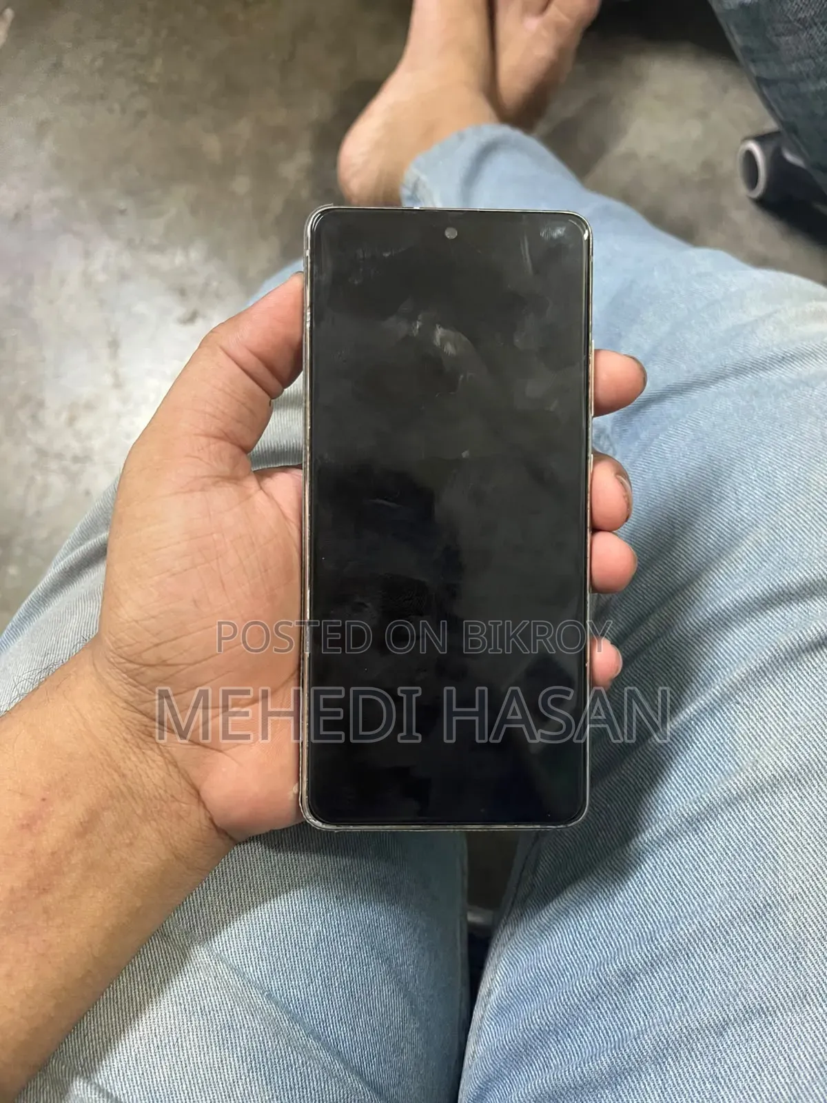 স্যামসাং গ্যালাক্সি এ৫১ ৫জি ১২৮ জিবি হোয়াইট