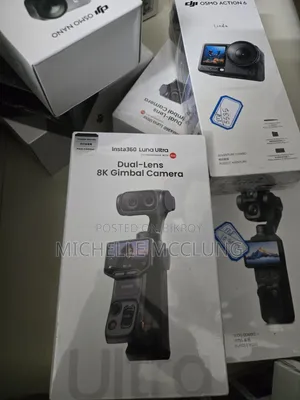 Insta360 Luna Ultra Bundle