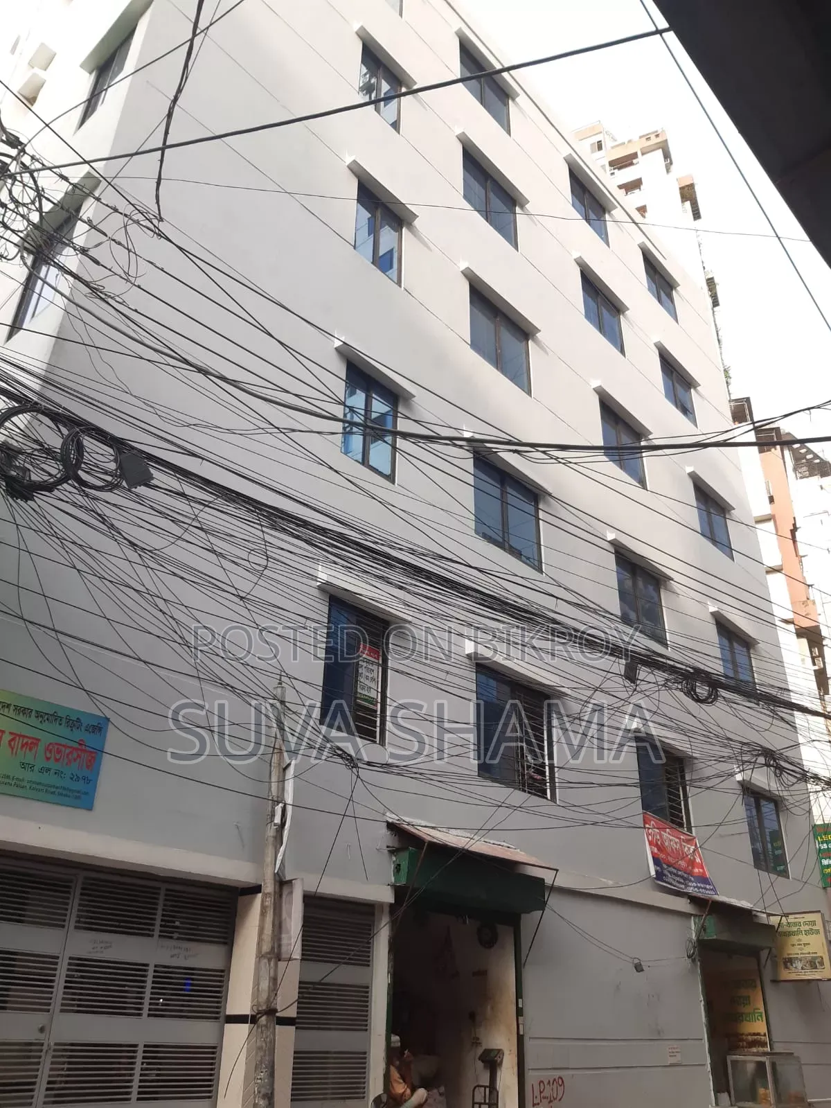 পল্টনে আসবাবপত্রসহ ১ বেডরুমের অ্যাপার্টমেন্ট বিক্রয়