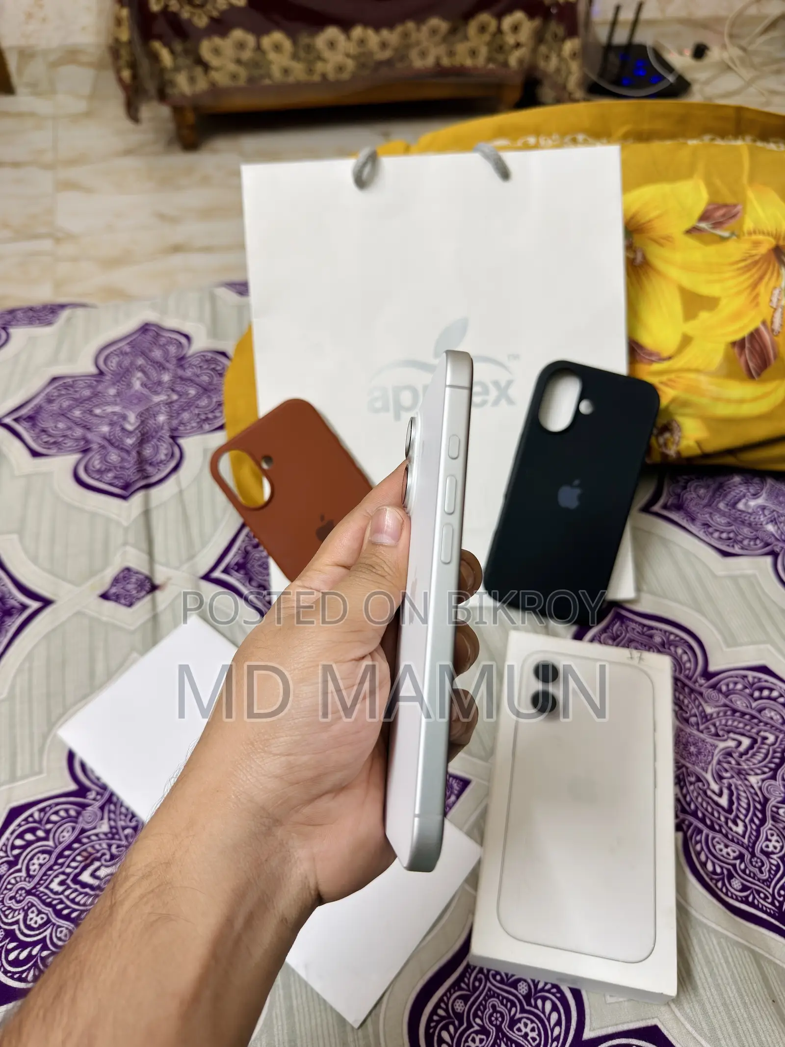 অ্যাপল আইফোন ১৭ ২৫৬ জিবি সিলভার