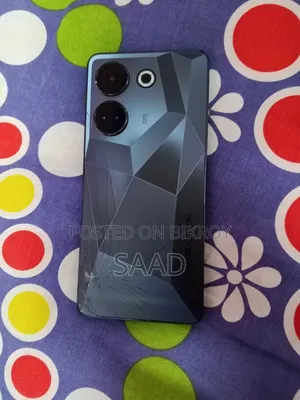 টেকনো ক্যামন ২০ ২৫৬ জিবি