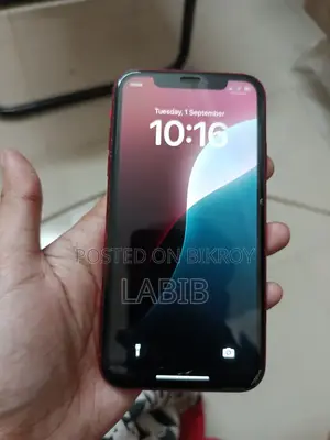 Apple iPhone XR 64 GB Red