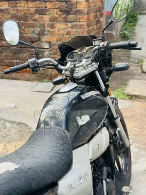 Runner Bullet 100 2020 Black
