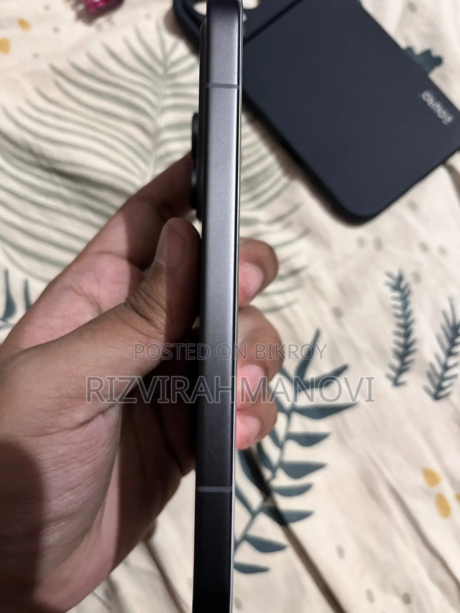 অনার ৬০০ ২৫৬ জিবি ব্ল্যাক