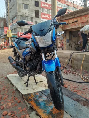 টিভিএস স্ট্রাইকার ১২৫ ২০১৮ ব্ল্যাক
