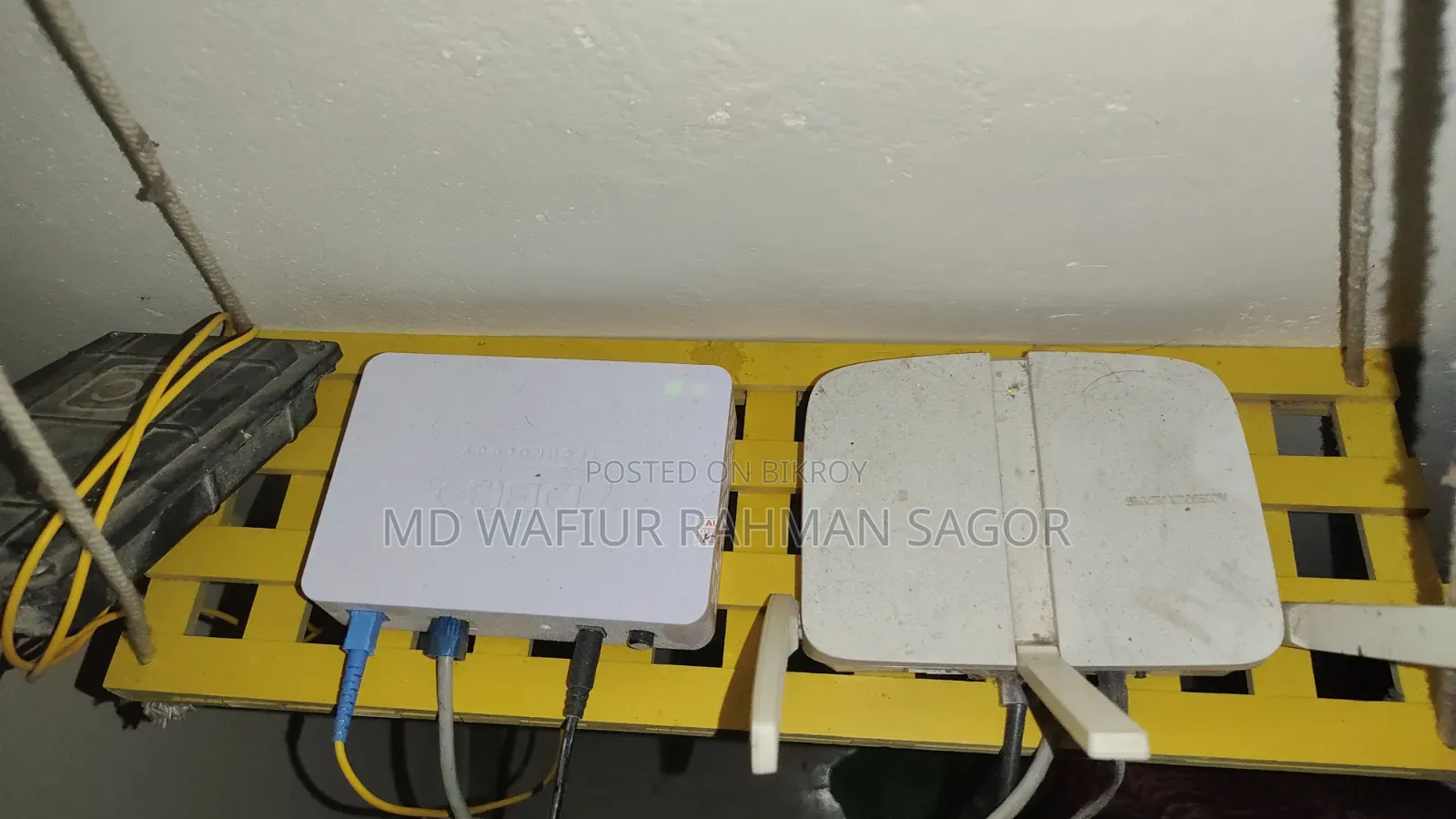 Xpon ONU and Mercusys 3 Antenna Router