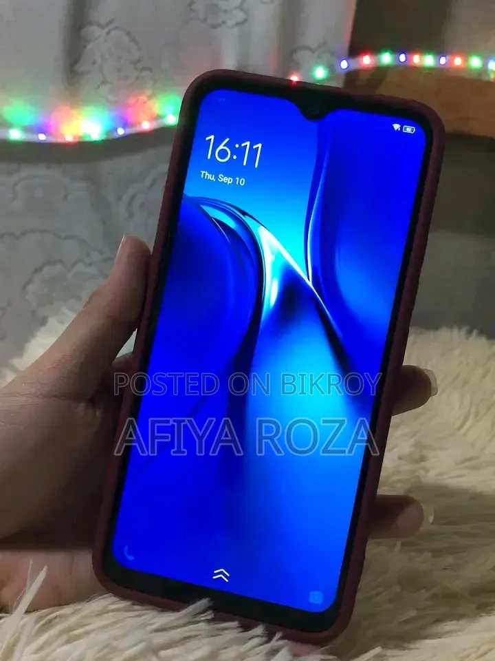Vivo Y11 32 GB Blue