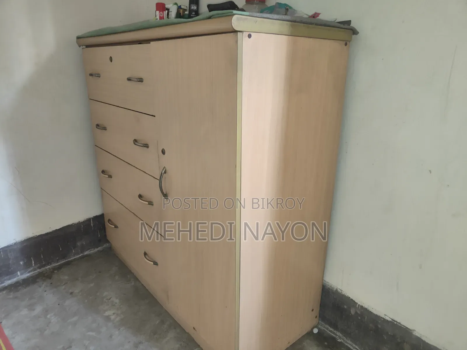 Otobi Wardrobe Full New Condition