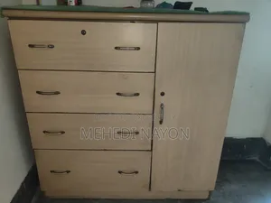 Otobi Wardrobe Full New Condition