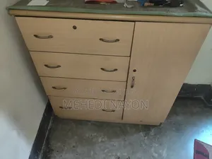 Otobi Wardrobe Full New Condition