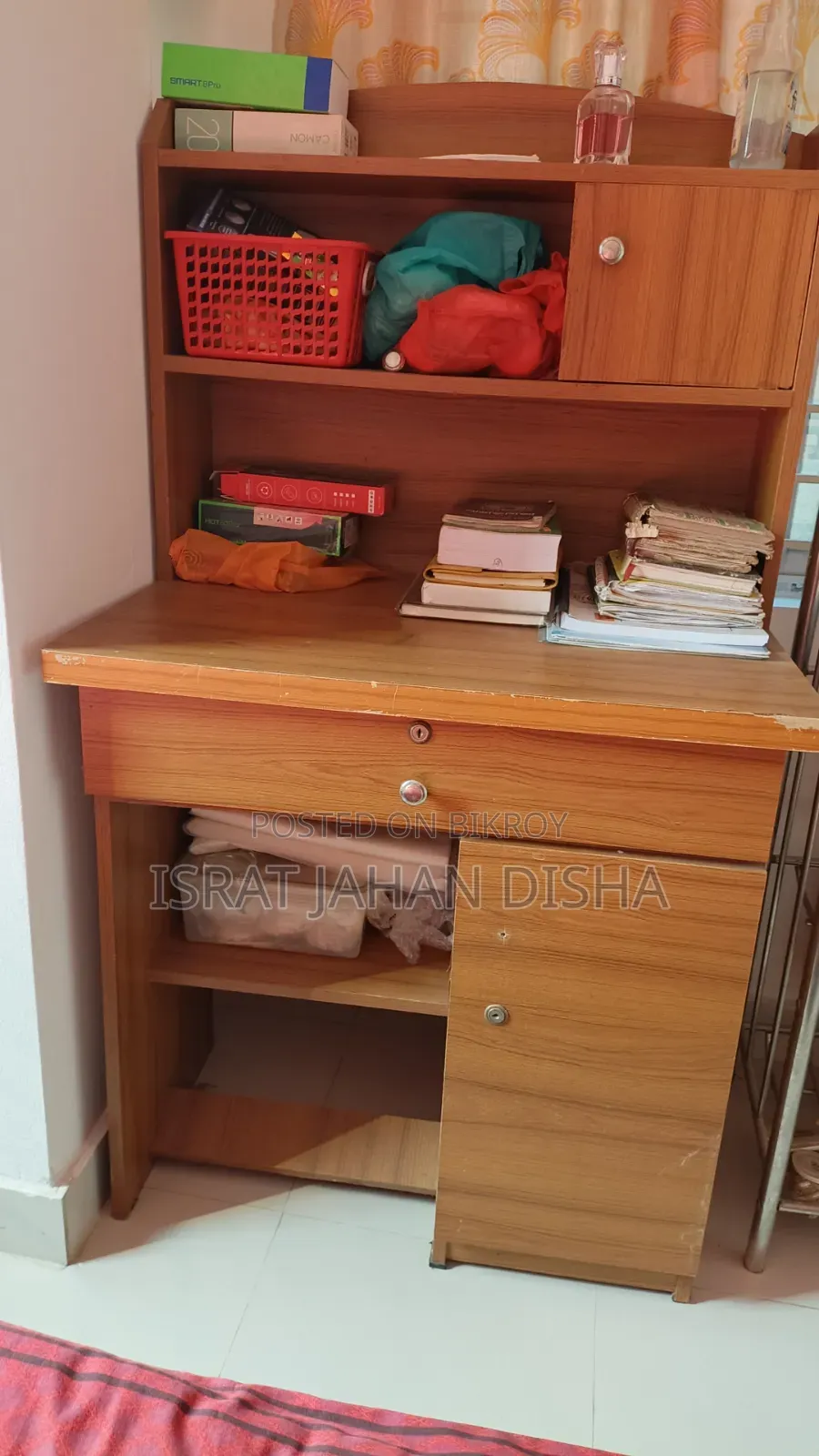 Study Table 2 Box Bought Earlier No Space To Keep So Selling