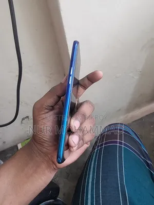 Realme 3i 32 GB Blue