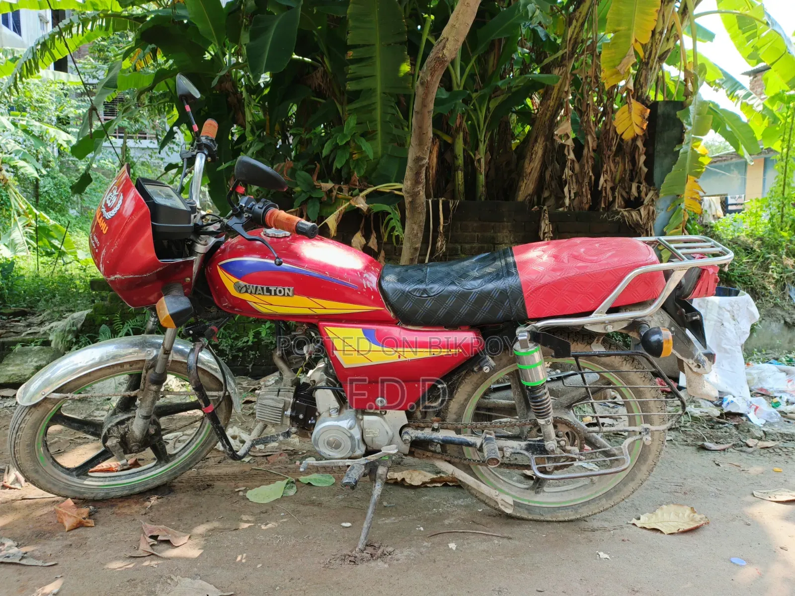 ওয়ালটন লিও ৯০ ২০১২ লাল