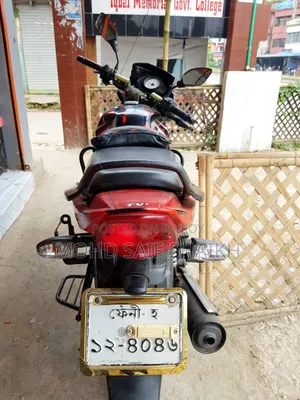 টিভিএস মেট্রো ২০১৯ রেড