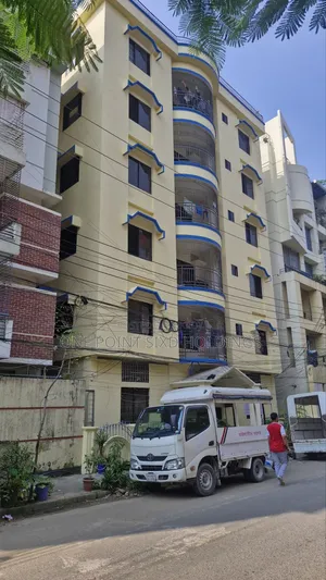 উত্তরা ১১ নম্বর সেক্টরে ৫ কাঠা জমিসহ ৬ তলা বিল্ডিং বিক্রয়ের জন্য