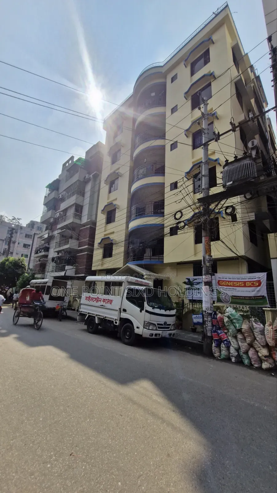 উত্তরা ১১ নম্বর সেক্টরে ৫ কাঠা জমিসহ ৬ তলা বিল্ডিং বিক্রয়ের জন্য