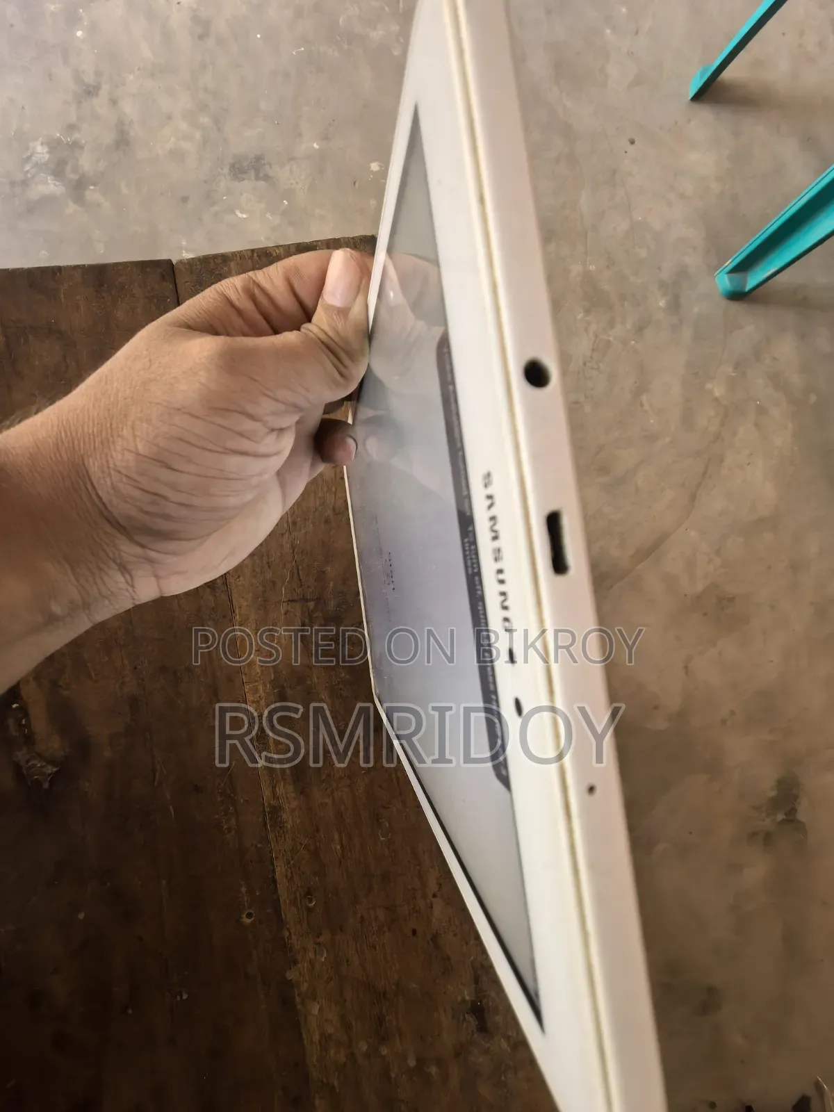 Samsung Galaxy Tab A  SM-T285 64 GB White