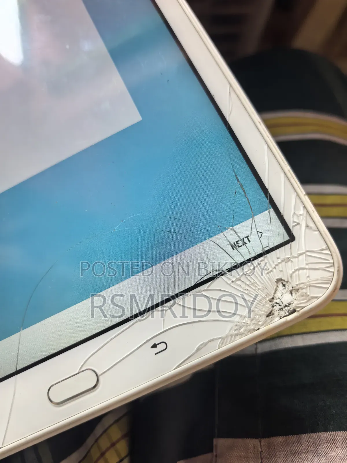 Samsung Galaxy Tab A  SM-T285 64 GB White