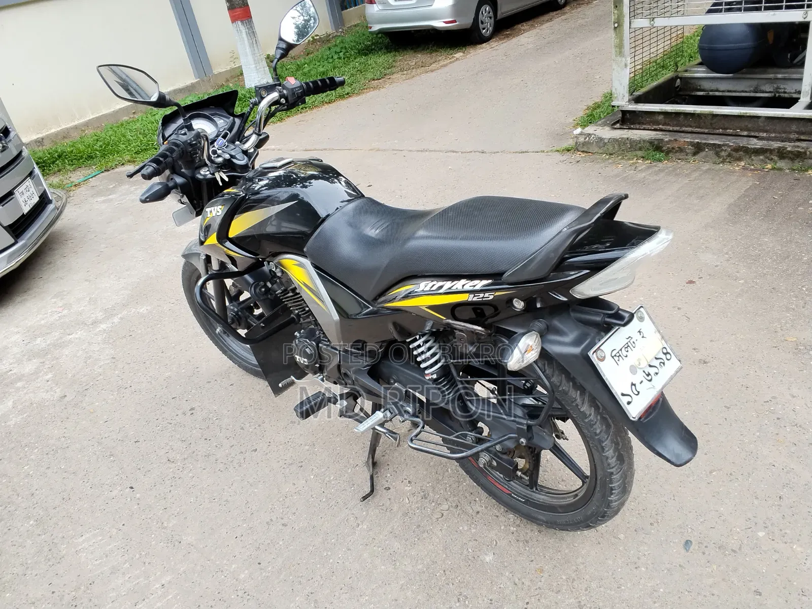 টিভিএস স্ট্রাইকার ১২৫ ২০২১ কালো
