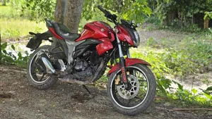 Suzuki Gixxer 2015 Brown