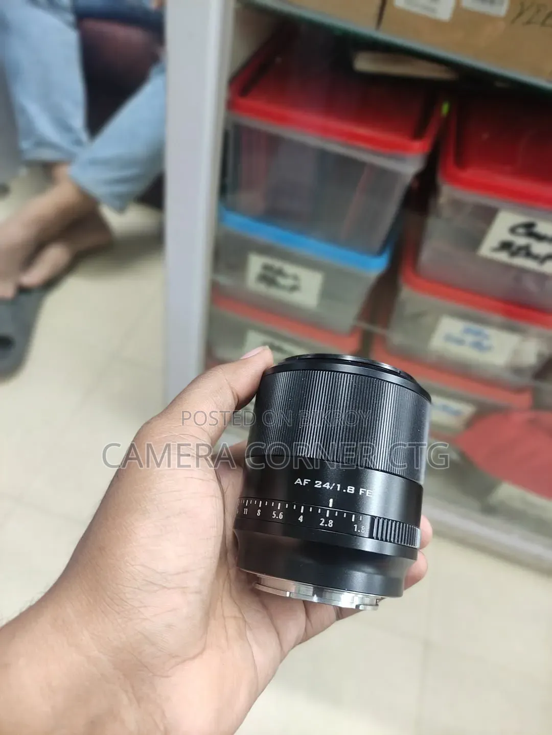 ভিলট্রক্স এএফ ২৪মিমি ১:১.৮ এফই