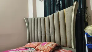 সেকেন্ড হ্যান্ড খাট