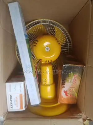 চার্জের, ব্যাটারী, ফ্যান, লাইট।