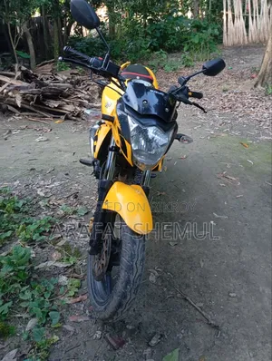 Suzuki Gixxer 2025 Yellow