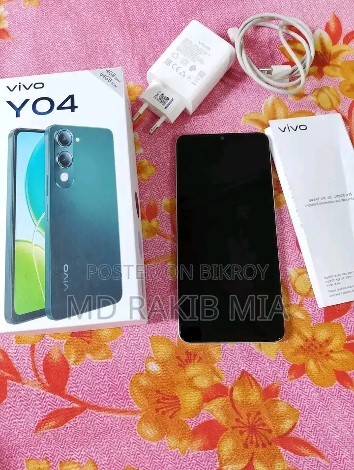Vivo Y04 128 GB Gold