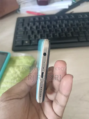ভিভো ওয়াই১৭ ২৫৬ জিবি ব্লু