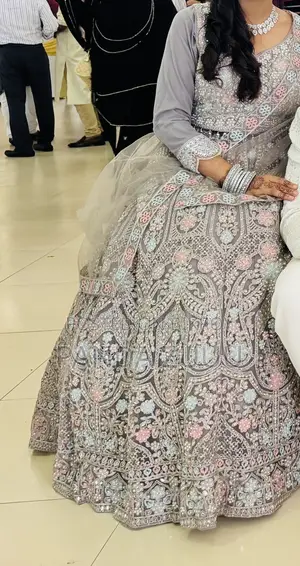 লেহেঙ্গা ফর লেডিস