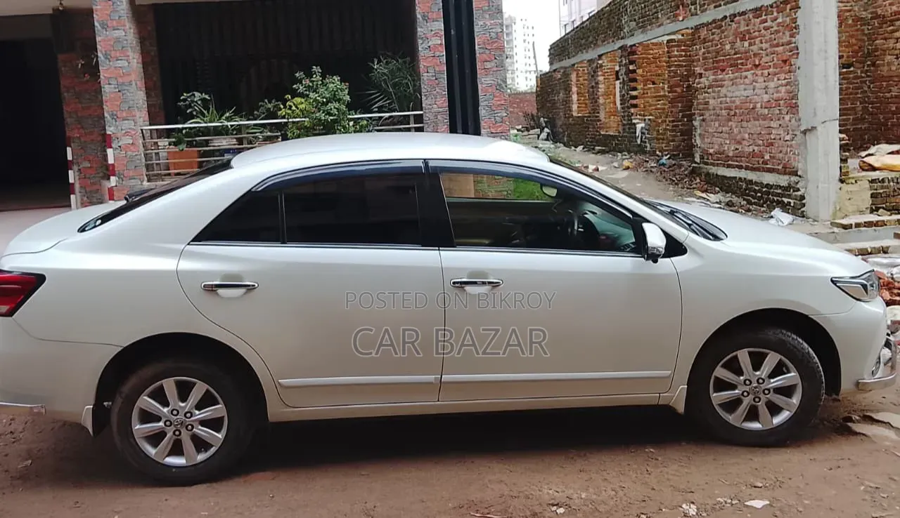 Toyota Premio 1.5 FWD 2019 Pearl