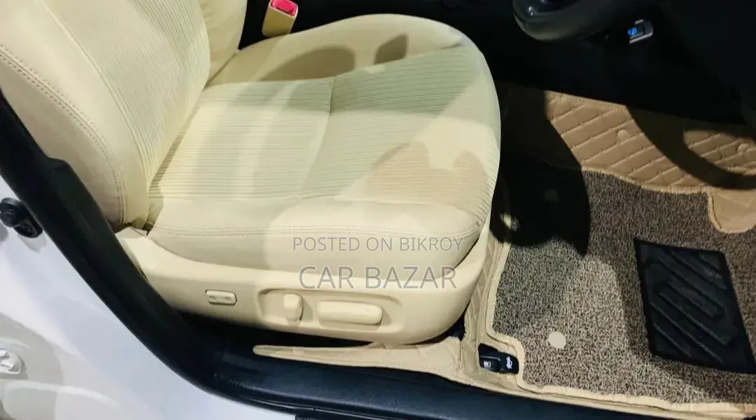 Toyota Premio 1.5 FWD 2019 Pearl