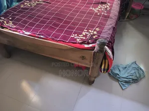 Semi Double Bed