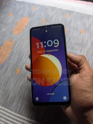 স্যামসাং গ্যালাক্সি এম১২ (ভারত) ১২৮ জিবি ব্লু