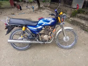 বাজাজ বক্সার ২০১৫ নীল