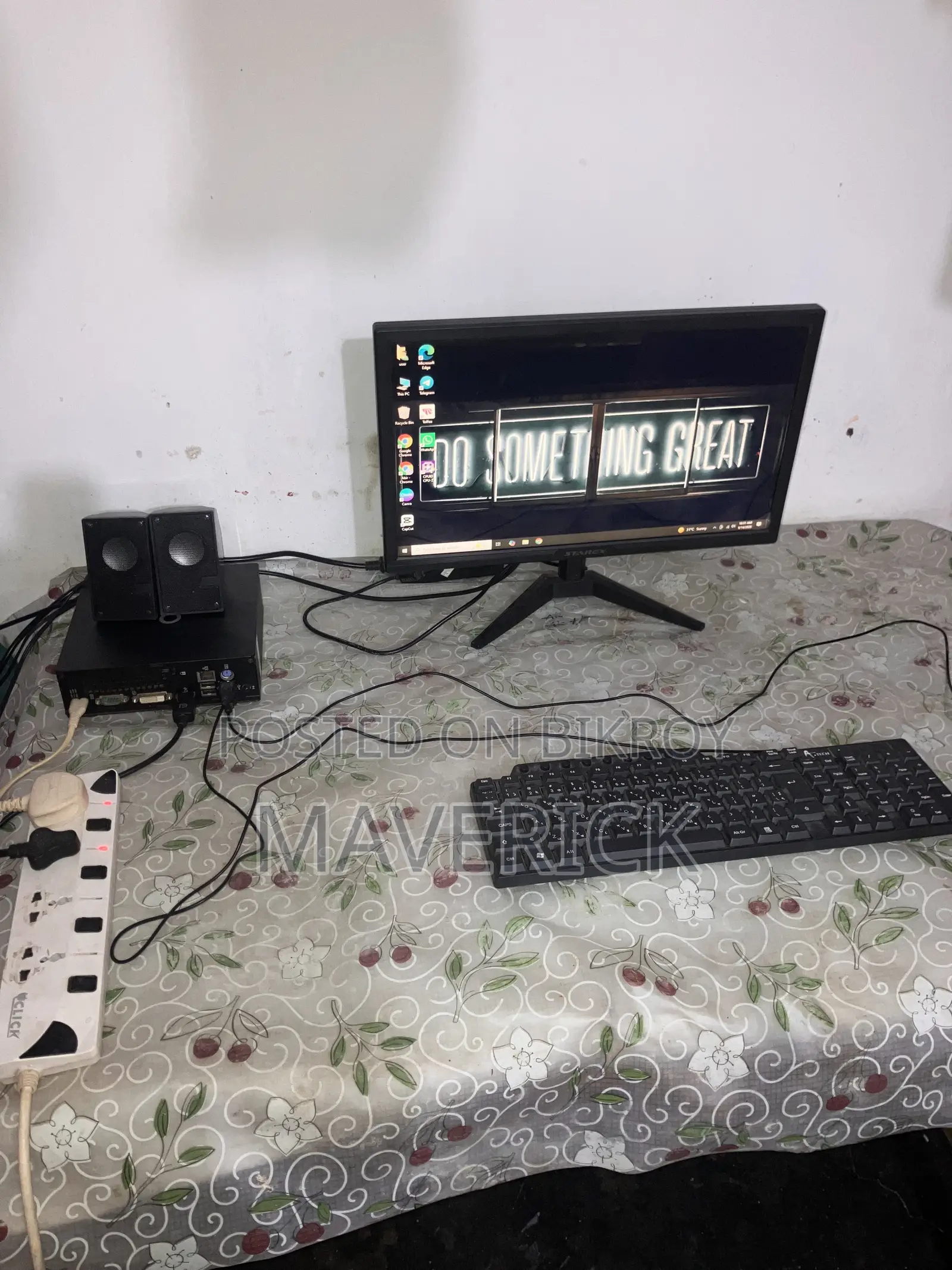 Desktop Computer Fujitsu Esprimo Q556/2 12GB Intel Core i5 SSD 500GB