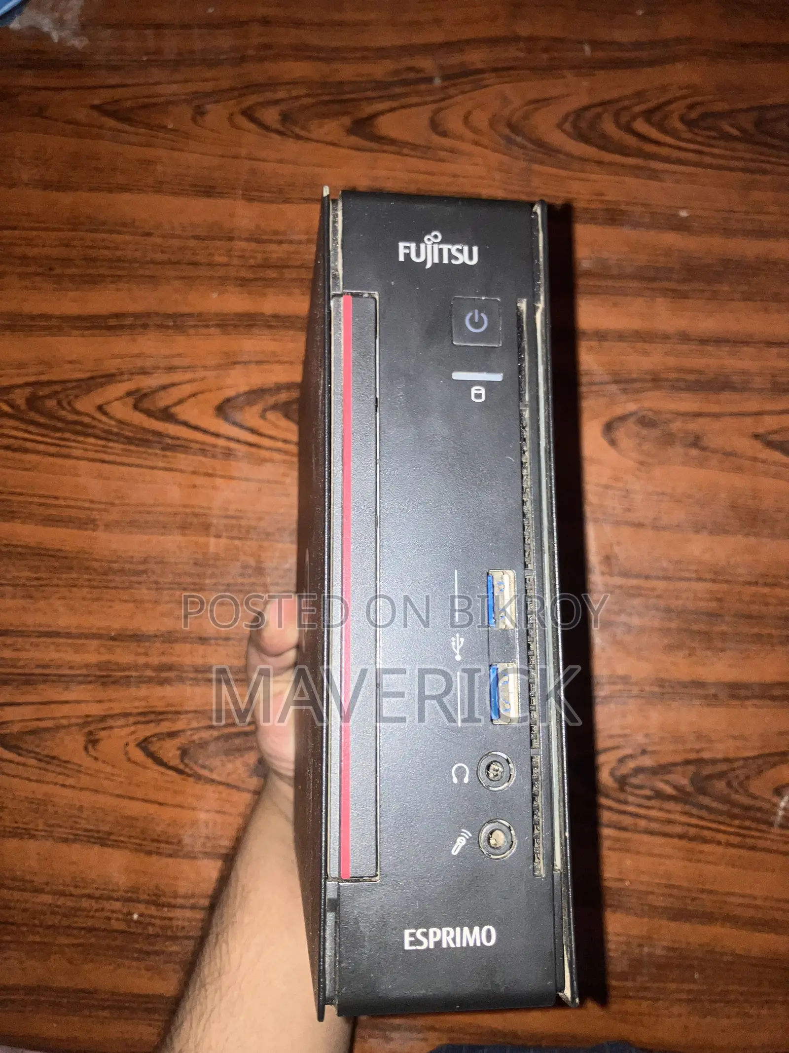 Desktop Computer Fujitsu Esprimo Q556/2 12GB Intel Core i5 SSD 500GB