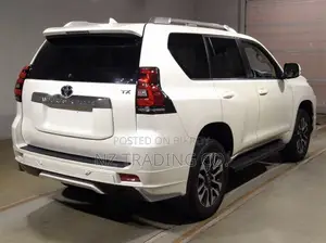 Toyota Land Cruiser Prado 2023 Pearl