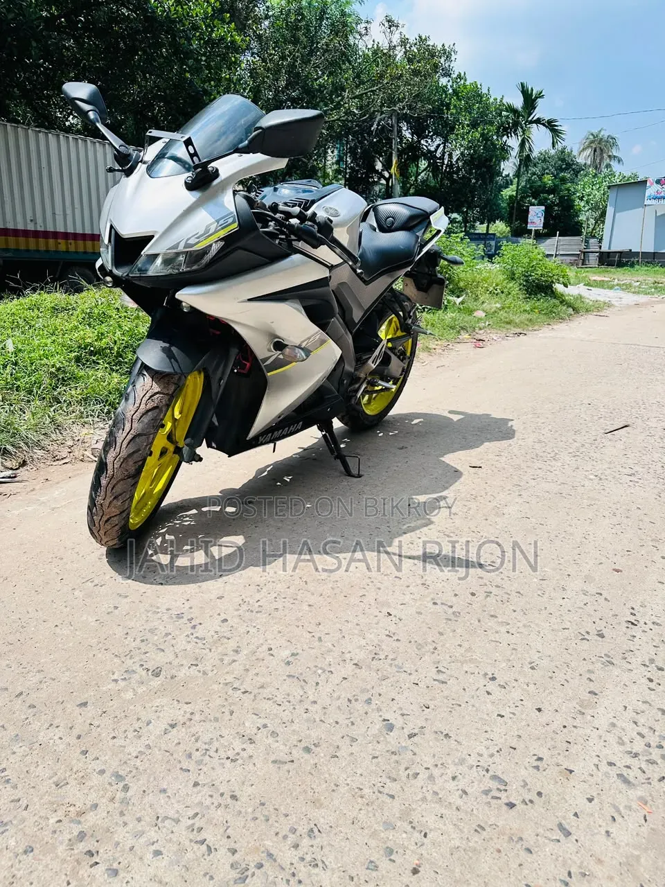 Yamaha R15 V3 2019 Gray