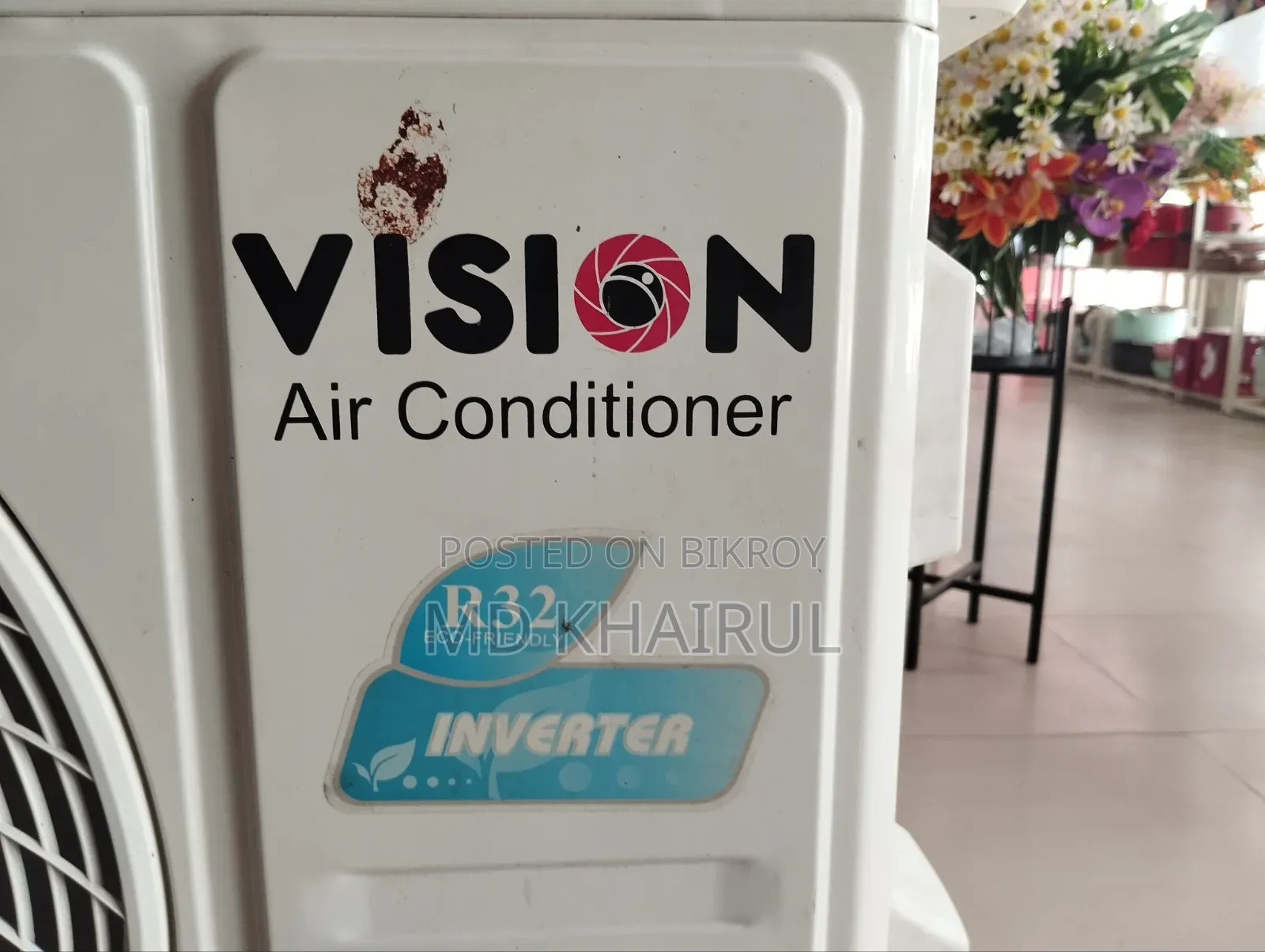 1.5 Ton Inverter AC 6 Months Used 12 Years Warranty