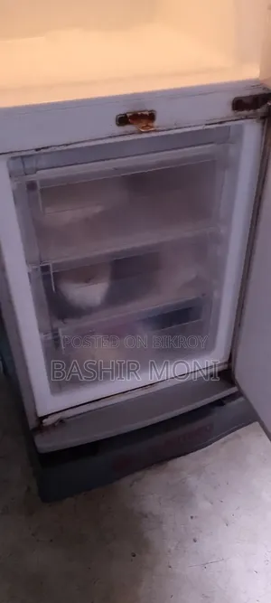 LG 11.5 CFT 50/50 Normal/Deep Fridge for Sale