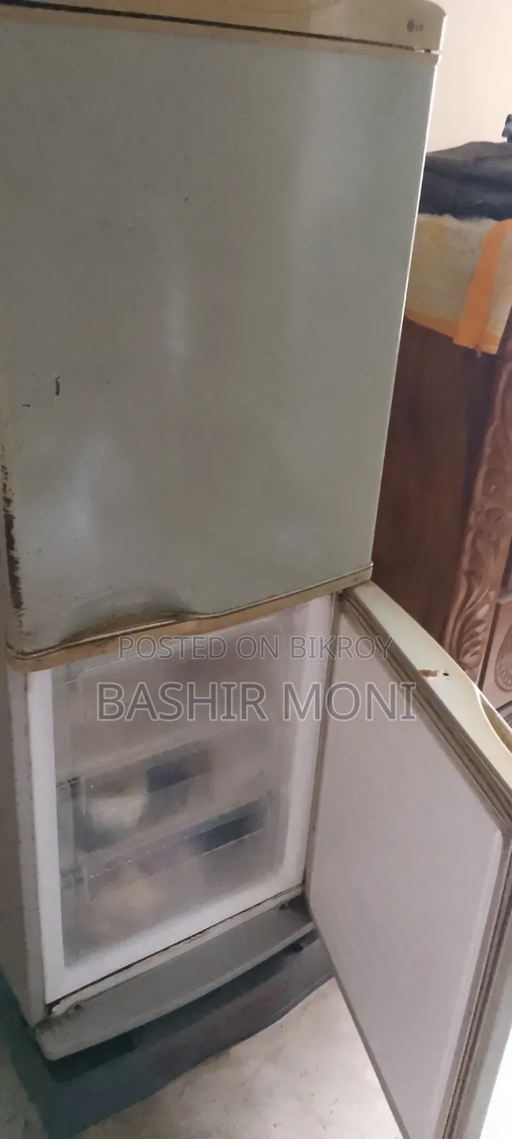 LG 11.5 CFT 50/50 Normal/Deep Fridge for Sale