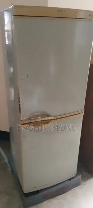 LG 11.5 CFT 50/50 Normal/Deep Fridge for Sale