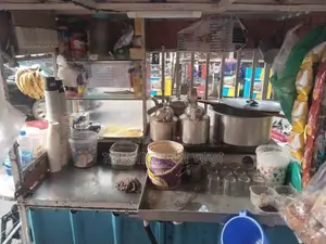 ফুডকাট গাড়ি