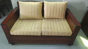 Canadian Wok-Benier Sofa Set