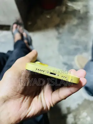 Apple iPhone 14 128 GB Yellow
