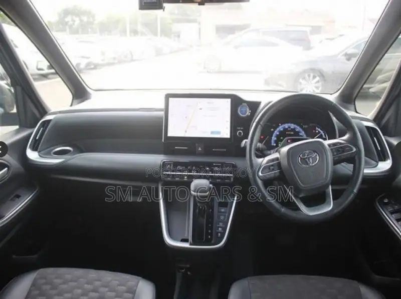 Toyota Voxy 2023 Black
