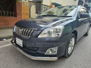 টয়োটা প্রিমিও ২০১৫ গ্রে