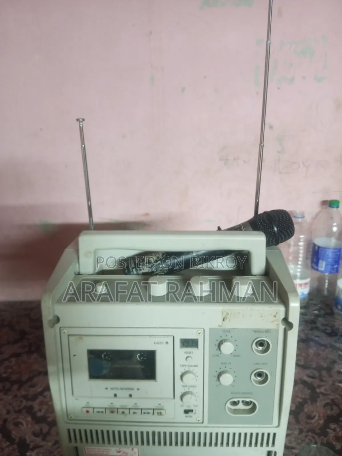 টিওএ মিটিং অ্যাম্প্লিফায়ার উইথ ওয়্যারলেস মাইক্রোফোন – ইউজড, গুড কন্ডিশন